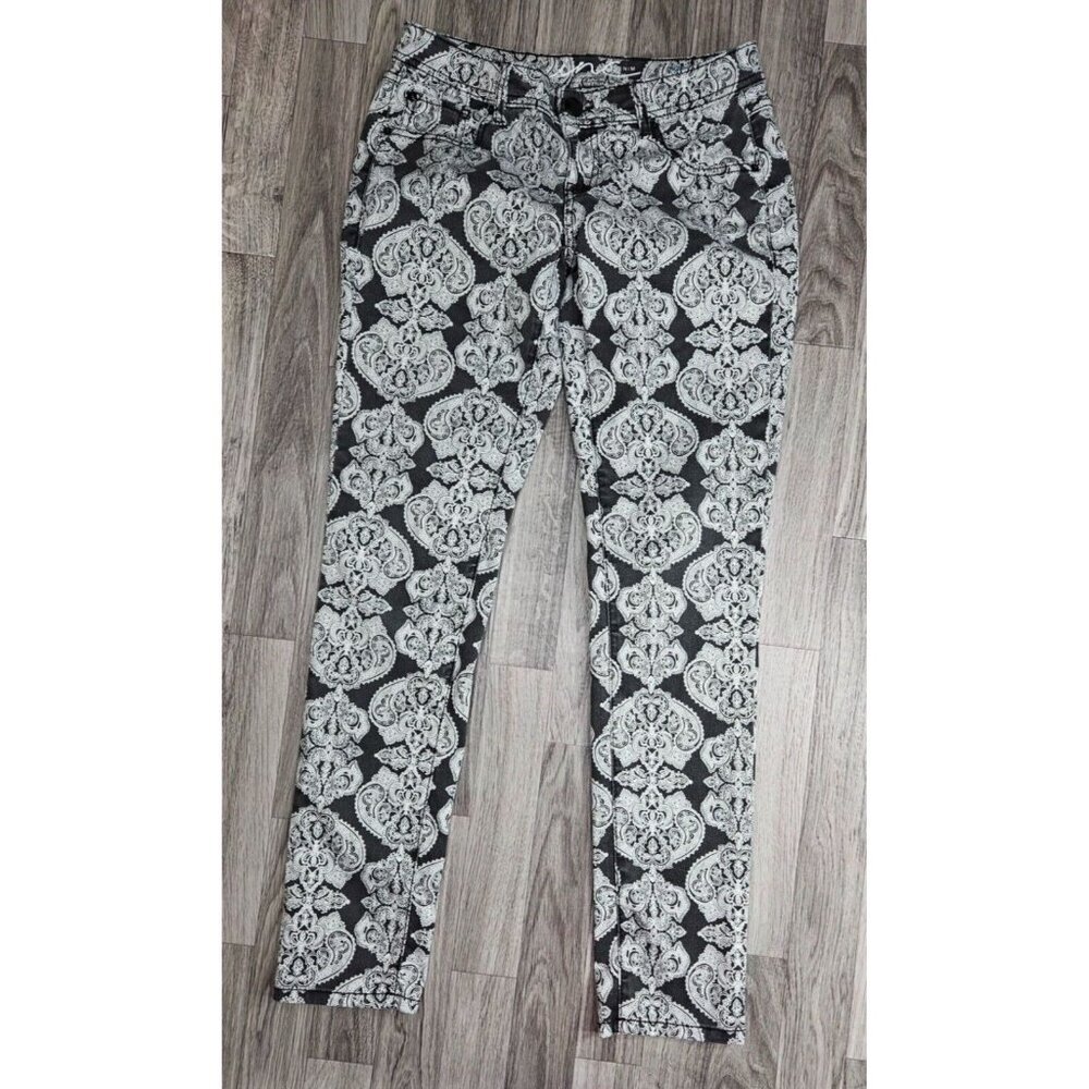 (3/$35) INC Size 4 Pockets‎ Damask Skinny Leg Regular Fit Grey White Denim Jeans